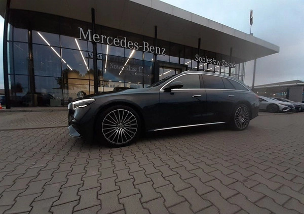 Mercedes-Benz Klasa E cena 429000 przebieg: 4, rok produkcji 2023 z Pszczyna małe 137